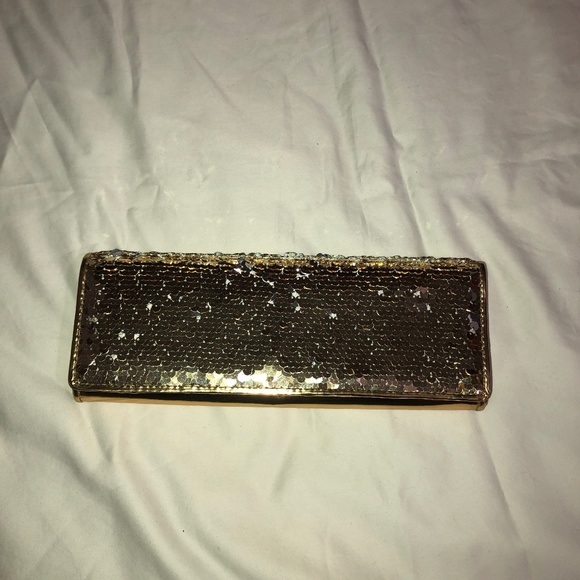ALDO Gold Sequins Clutch NEW WITH LABEL - Picture 1 of 7